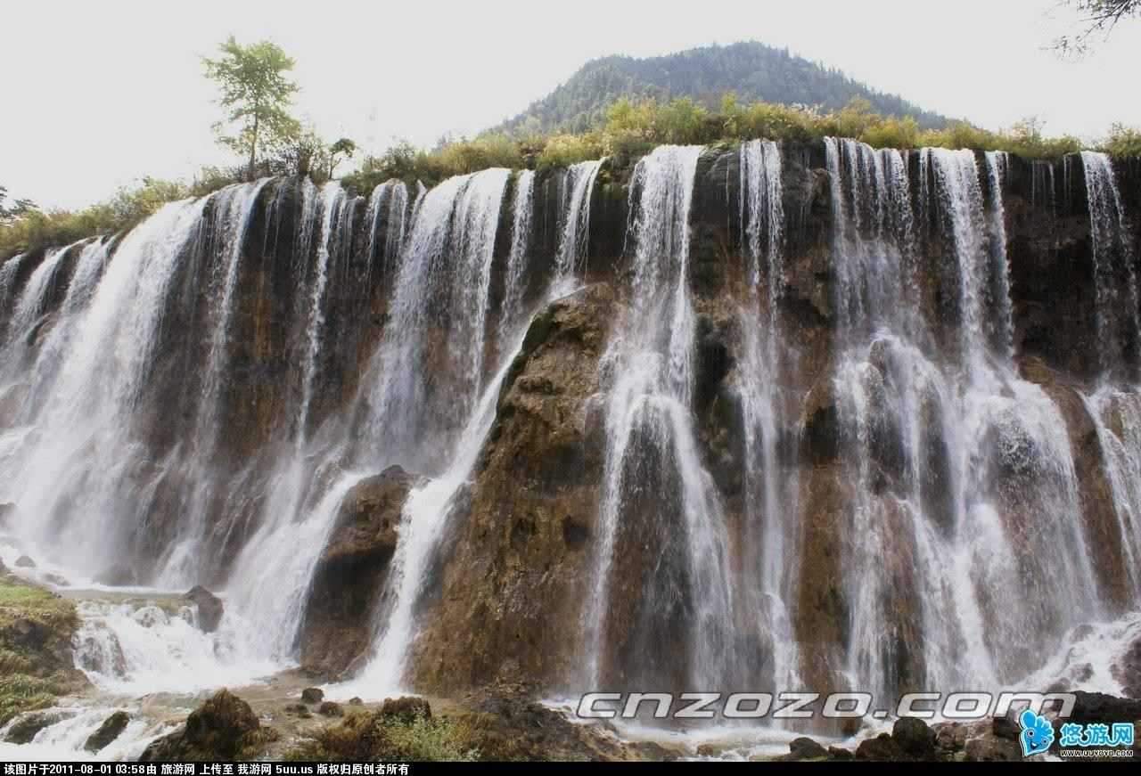 九寨沟诺日朗瀑布2.jpg